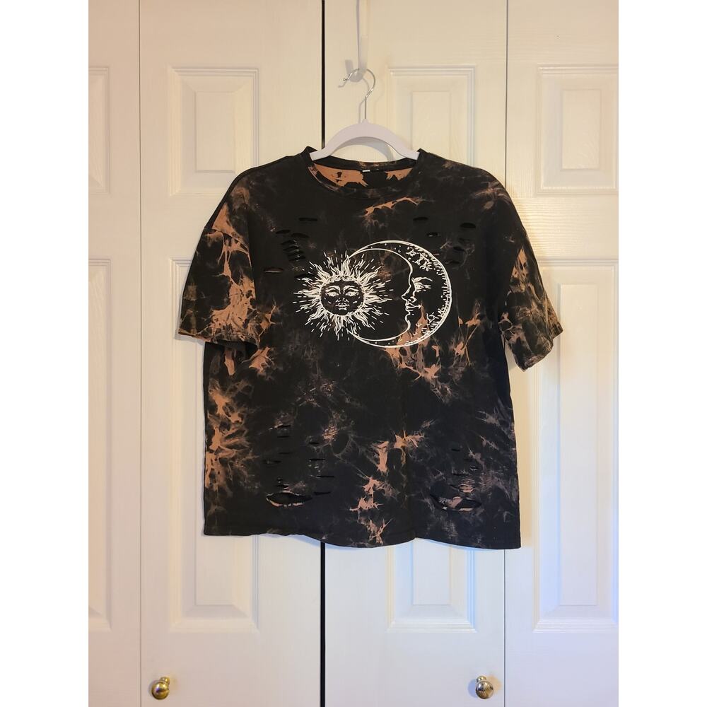 Unknown brand medium women's tie dye graphic tee